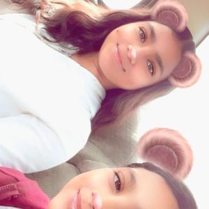 Meet your Posher, Ana